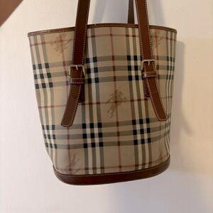 Vintage Burberry shoulder bag